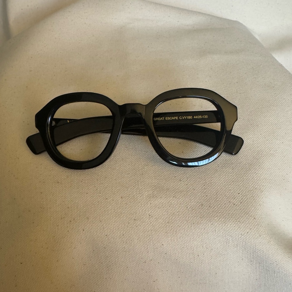 Vint & York Black Classic Frames